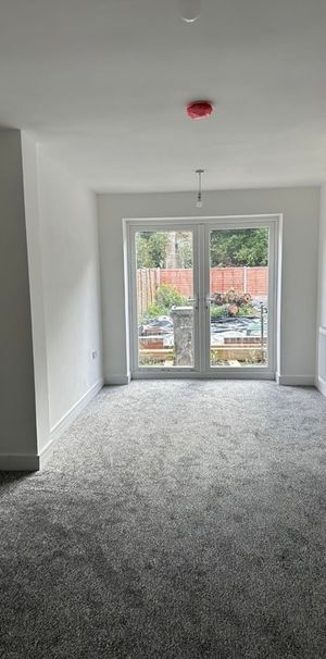 Room in a Shared House, Cliveden Avenue, B42 - Photo 2