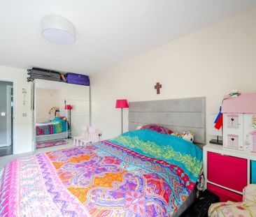 3 bedroom apartment to rent - Photo 3