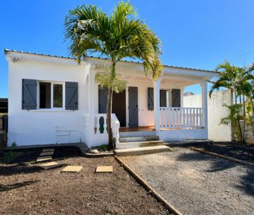 Location Maison 5 pièces 86m² ST PIERRE 97410 - Photo 6
