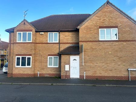 2 bed upper flat to rent in NE24 - Photo 3