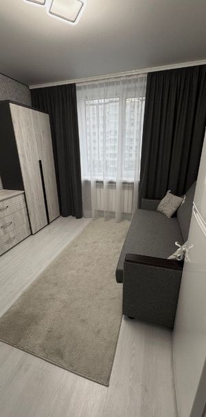 Garsoniera de inchiriat in zona Aparatorii Patriei - Photo 1