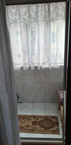 Garsoniera de Inchiriat in Burdujeni - Photo 1