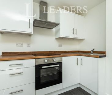 1 bedroom apartment to rent Tideswell Road, Eastbourne, BN21 - Photo 3