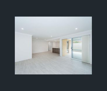 Rear Townhouse - Photo 1