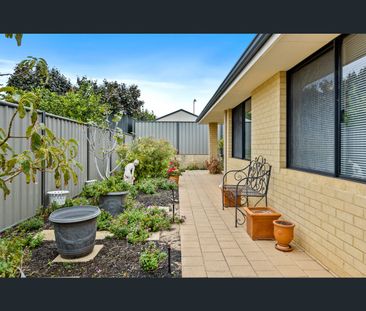 54 Colreavy Ramble, Baldivis, WA 6171 - Photo 5
