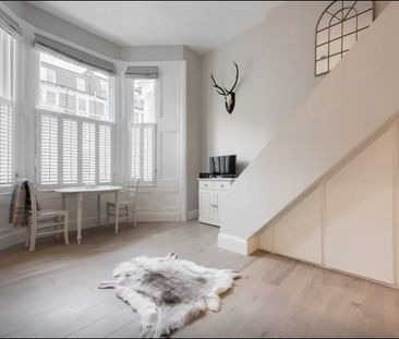 1 Bed Flat, Sinclair Gardens, W14 - Photo 6