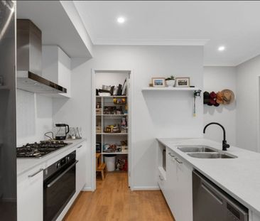 Perfect Family Home !!! - Photo 1