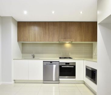 607/27 Hill Road, Wentworth Point - Photo 2