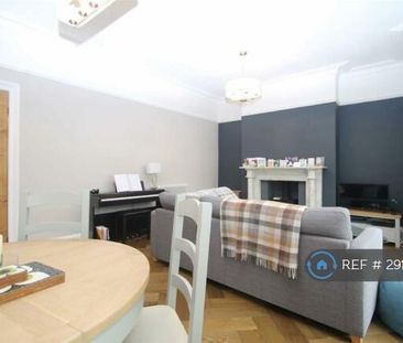 3 bedroom maisonette to rent - Photo 2