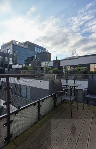 Idealne w apartamentowcu w centrum - Zdjęcie 3