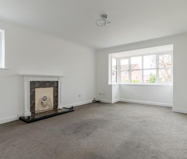 To Let 2 Bed House - Semi-Detached - Photo 2