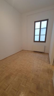 Wohnen am Steyrer Stadtplatz – Innenhofseitige 2-Zimmerwohnung mit Küche - Top 7 - Foto 1