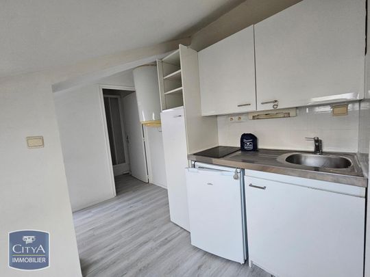 Location Appartement 1 pièce 9m² POITIERS 86000 - Photo 1