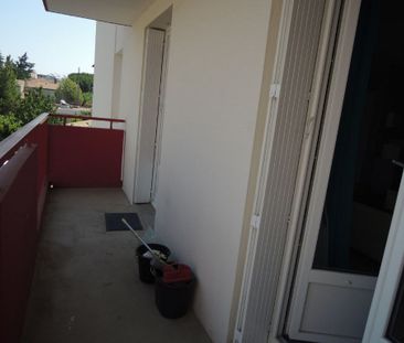 Location appartement 2 pièces, 29.68m², Nîmes - Photo 2