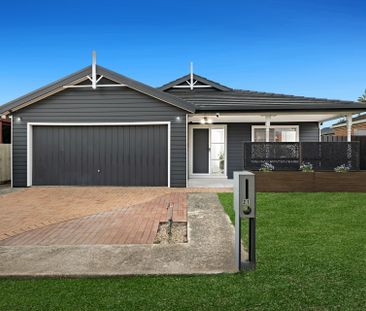 21 The Retreat, Hampton Park VIC - Photo 2