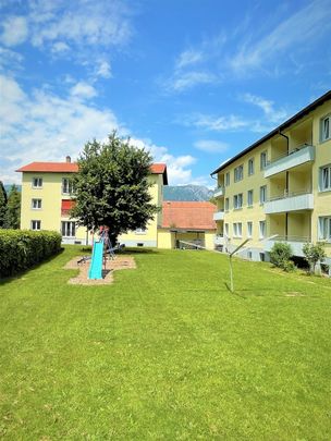 Rent a 4 rooms apartment in Zuchwil - Photo 1