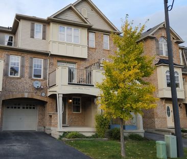 For Lease - 826 Fowles Court, Milton, Ontario - Photo 1