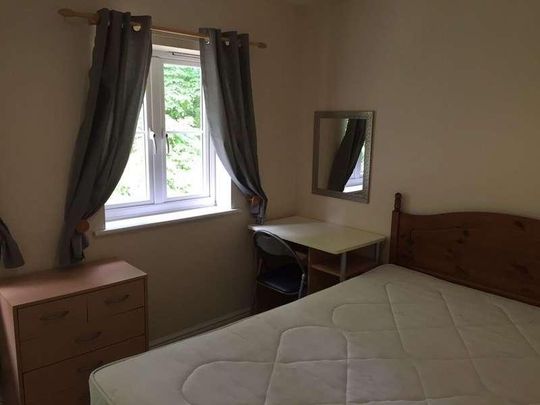 Roe Drive, Norwich, Norwich, NR5 - Photo 1