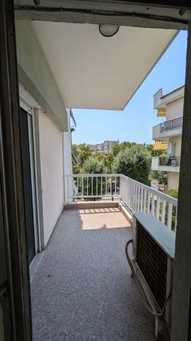 Διαμέρισμα για ενοικίαση Κέντρο (Χαριλάου) - Photo 3