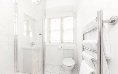 Studio to rent - Photo 5