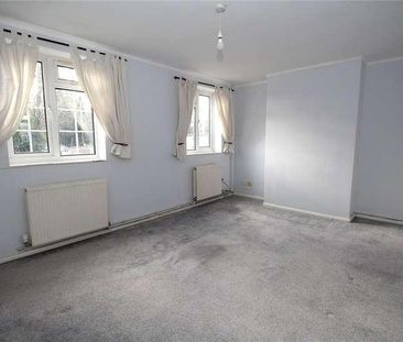 Ferney Close, Chawton, Alton, Hampshire, GU34 - Photo 3