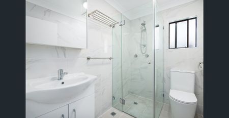 Newly renovated 3-bed unit in central Marrickville - Photo 5