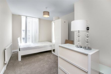 Ursula Gould Way, London, E14 7FX - Photo 2