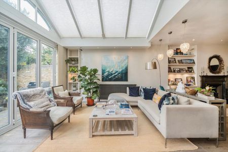 5 bedroom house to rent - Photo 2