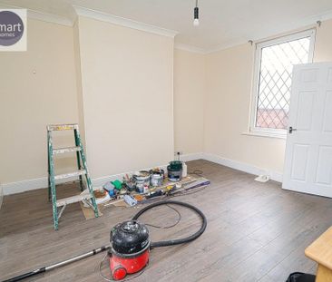 2 bedroom barn conversion to rent - Photo 1