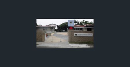 RENOVATED TWO BEDROOM DUPLEX WITH HUGE YARD - WALK TO BEACH! - Photo 2