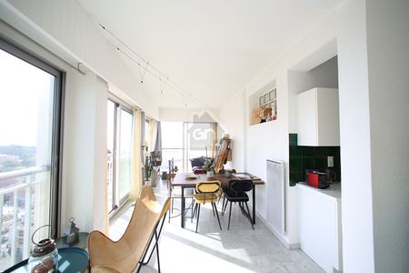 APPARTEMENT A LOUER T2 de 38 m2 ventre village VUE MER AU PORT DE CARRY-LE-ROUET, - Photo 2