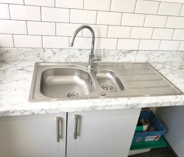 3 Bed Terraced House, Torcross Avenue, CV2 - Photo 4