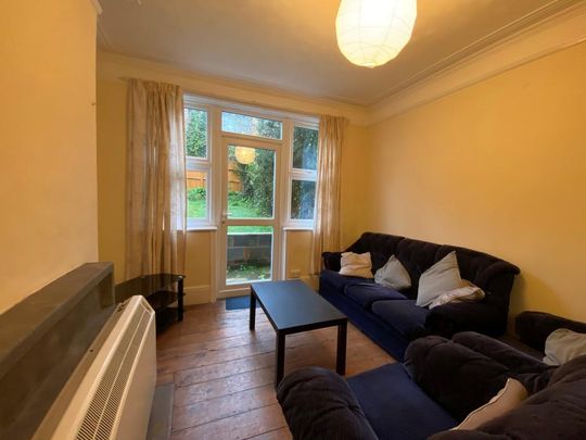 5 bedroom terraced house to rent - Photo 1