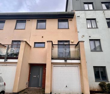 4 bedroom townhouse to rent - Photo 6