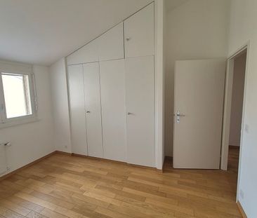 Appartement de 4 pièces au 3ème étage dans un cadre verdoyant à Col... - Photo 5
