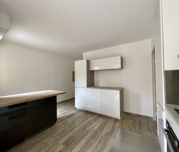 T2 BOULOURIS ESTIVALES 2 avec possibilité degarage, en location ann... - Photo 4