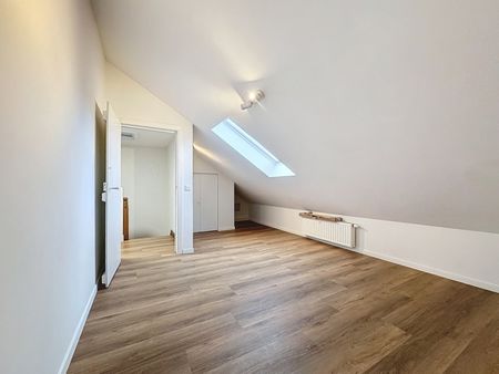 Duplex - Photo 2