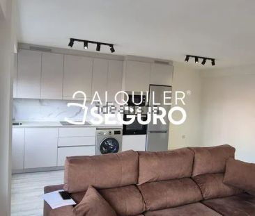 Alquiler de piso en Calle Alonso de Quintanilla - Foto 2