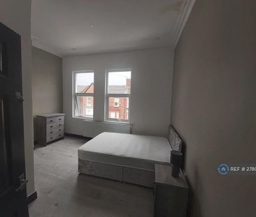 1 bedroom in a house share to rent - Photo 5