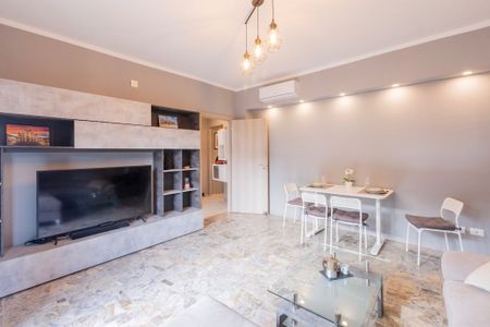 Via Val Bavona, Milan, Lombardy 20147 - Photo 3