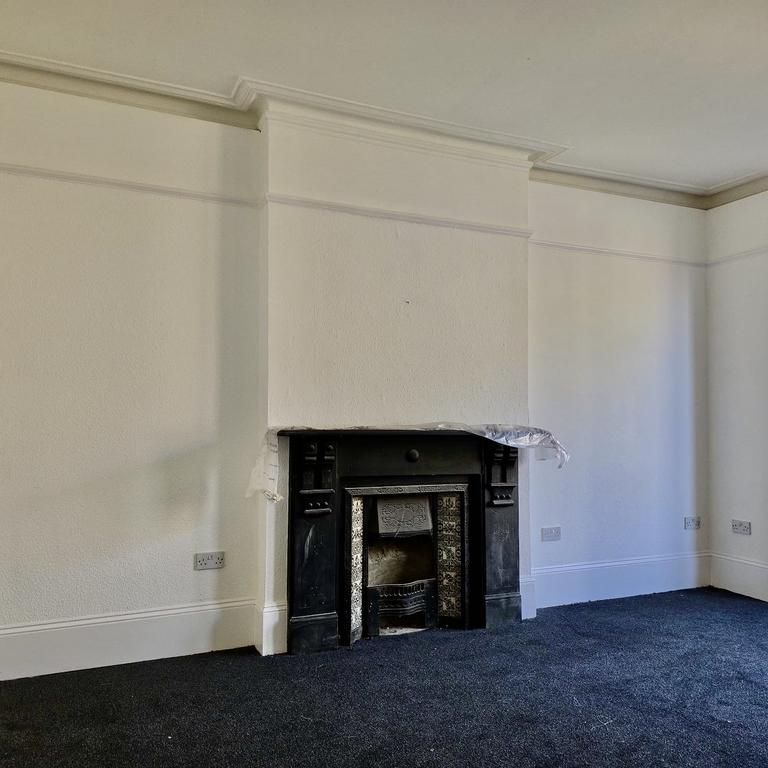 1 bedroom bedsit to rent - Photo 1