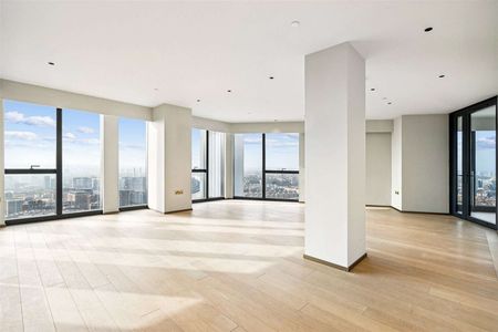 A modern three bedroom apartment with river views - Photo 5
