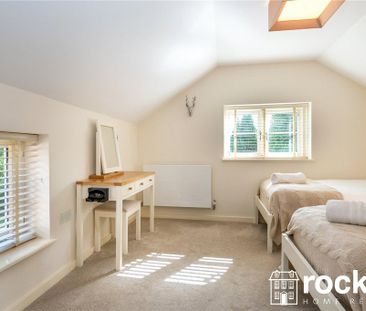 3 bedroom semi-detached house to rent - Photo 5