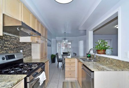 For Lease - 20 National Pine Drive, Vaughan, Ontario - Photo 4