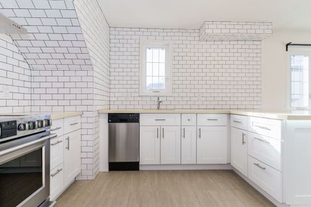 For Lease - 308 S Kingsway Road Unit# 6, Toronto, Ontario - Photo 5