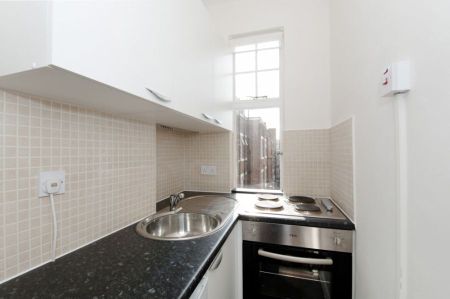 Studio Flat To Let - Photo 4