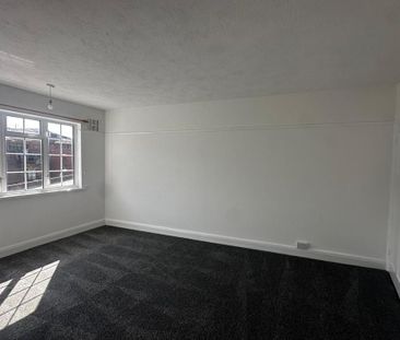 3 bedroom maisonette to rent - Photo 1