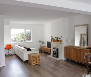 4 bedroom semi-detached house to rent - Photo 1