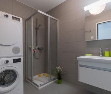 Ampio e moderno appartamento di 2.5 locali - a 2 passi dal centro - Foto 1