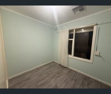 285 Wright Road, Valley View, SA 5093 - Photo 5